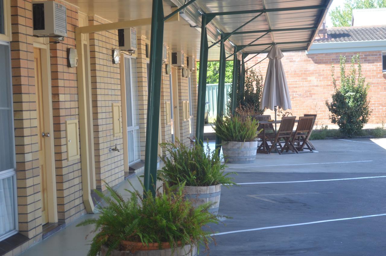 Tall Timbers Motel Dungog Exterior foto